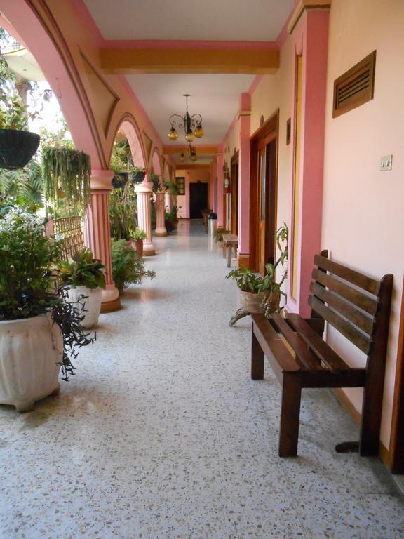 Hotel El Chaparral Panajachel Exteriér fotografie