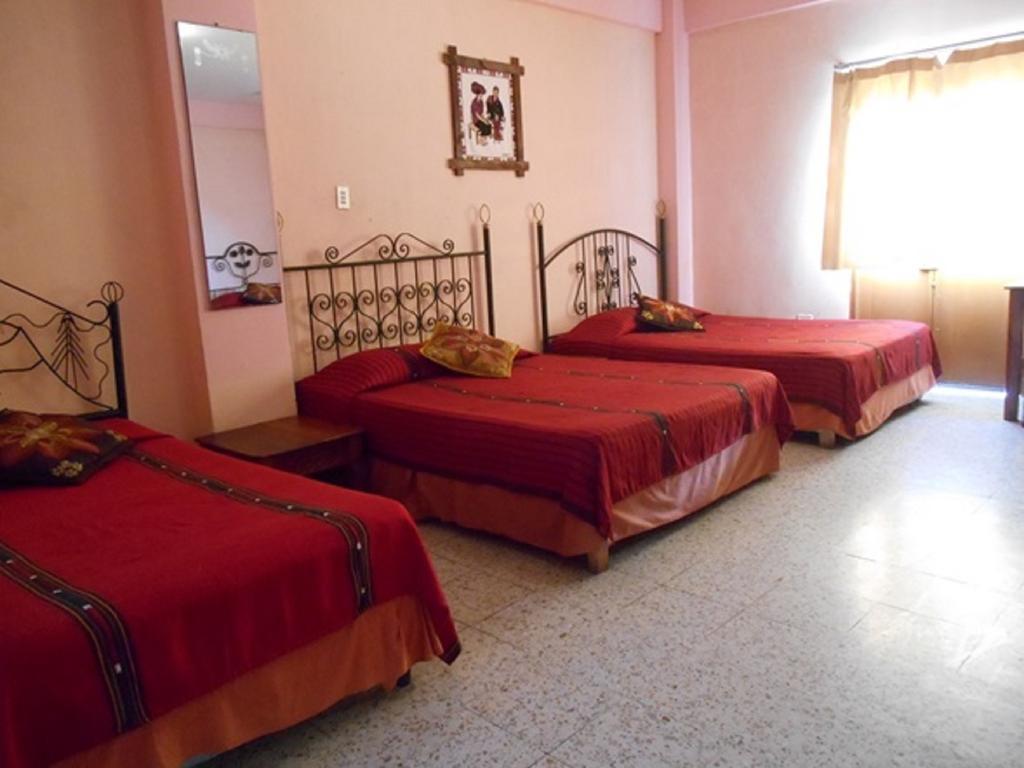 Hotel El Chaparral Panajachel Pokoj fotografie